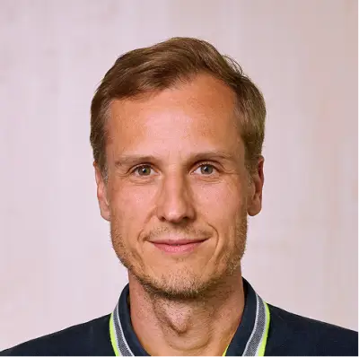 Portrait von Tobias Schlotterbeck, Leiter Personal.